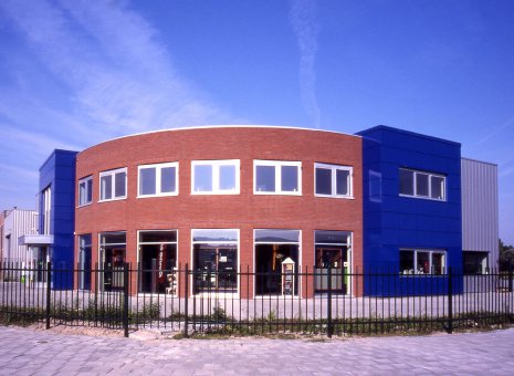 Bedrijfsruimte & Showroom te Rijnsburg